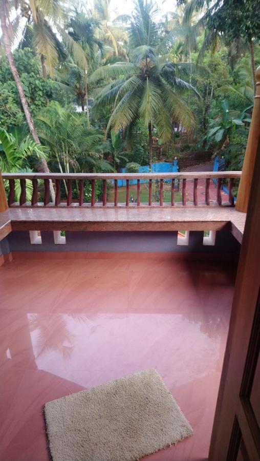 Ben's Villa Kannur ! Exteriör bild