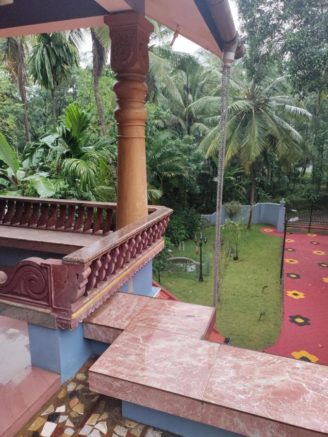 Ben's Villa Kannur ! Exteriör bild