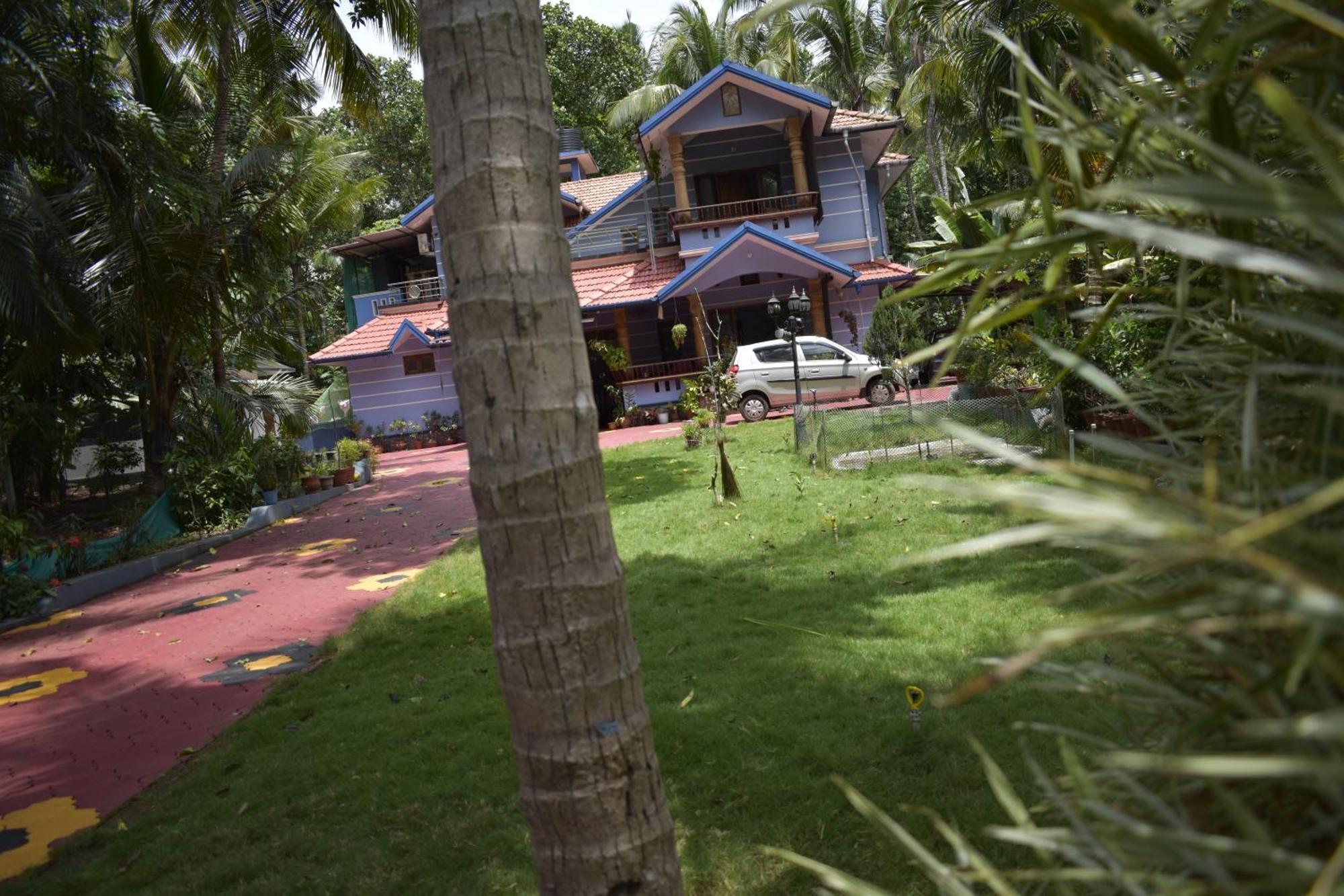 Ben's Villa Kannur ! Exteriör bild