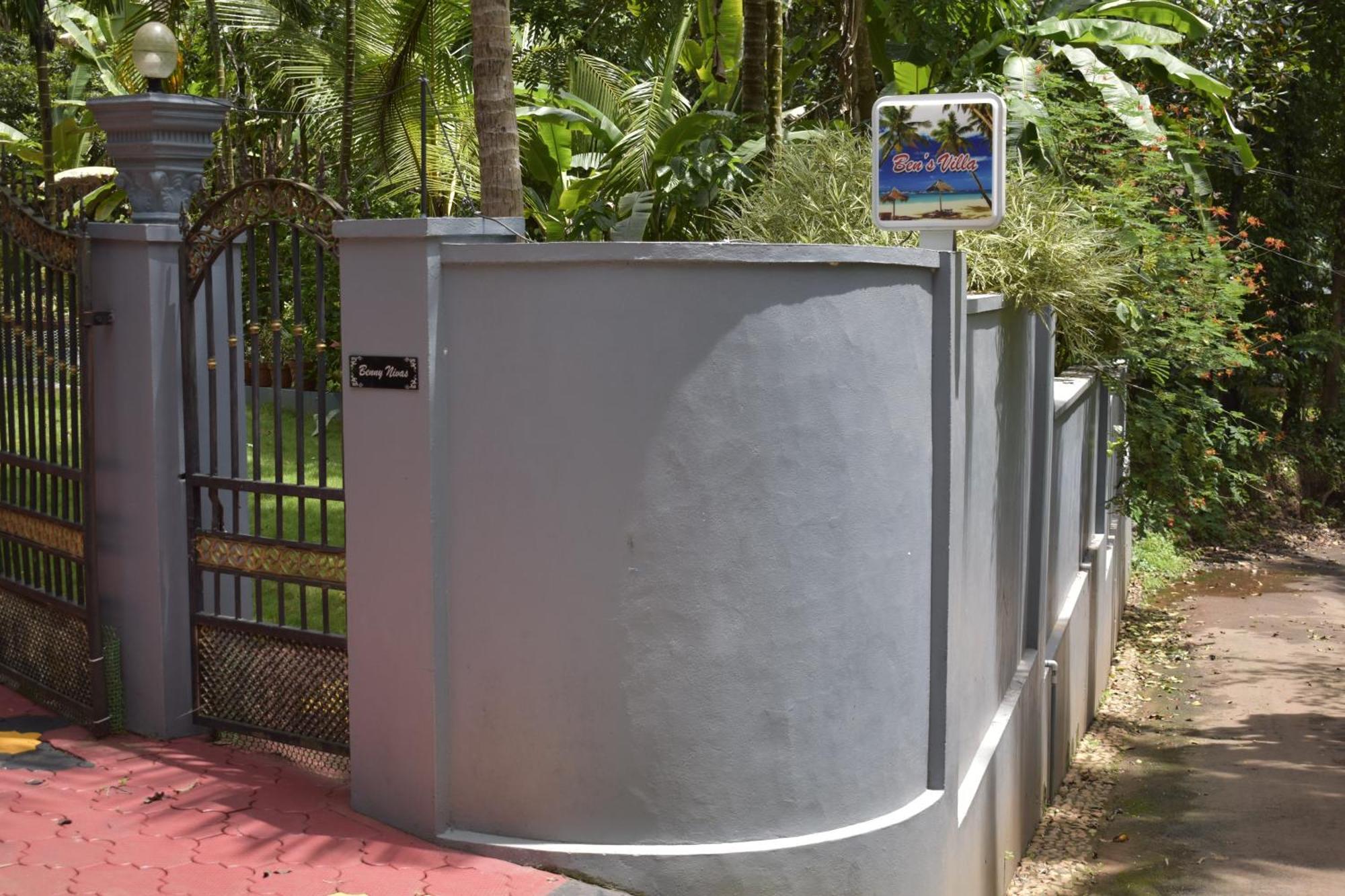Ben's Villa Kannur ! Exteriör bild