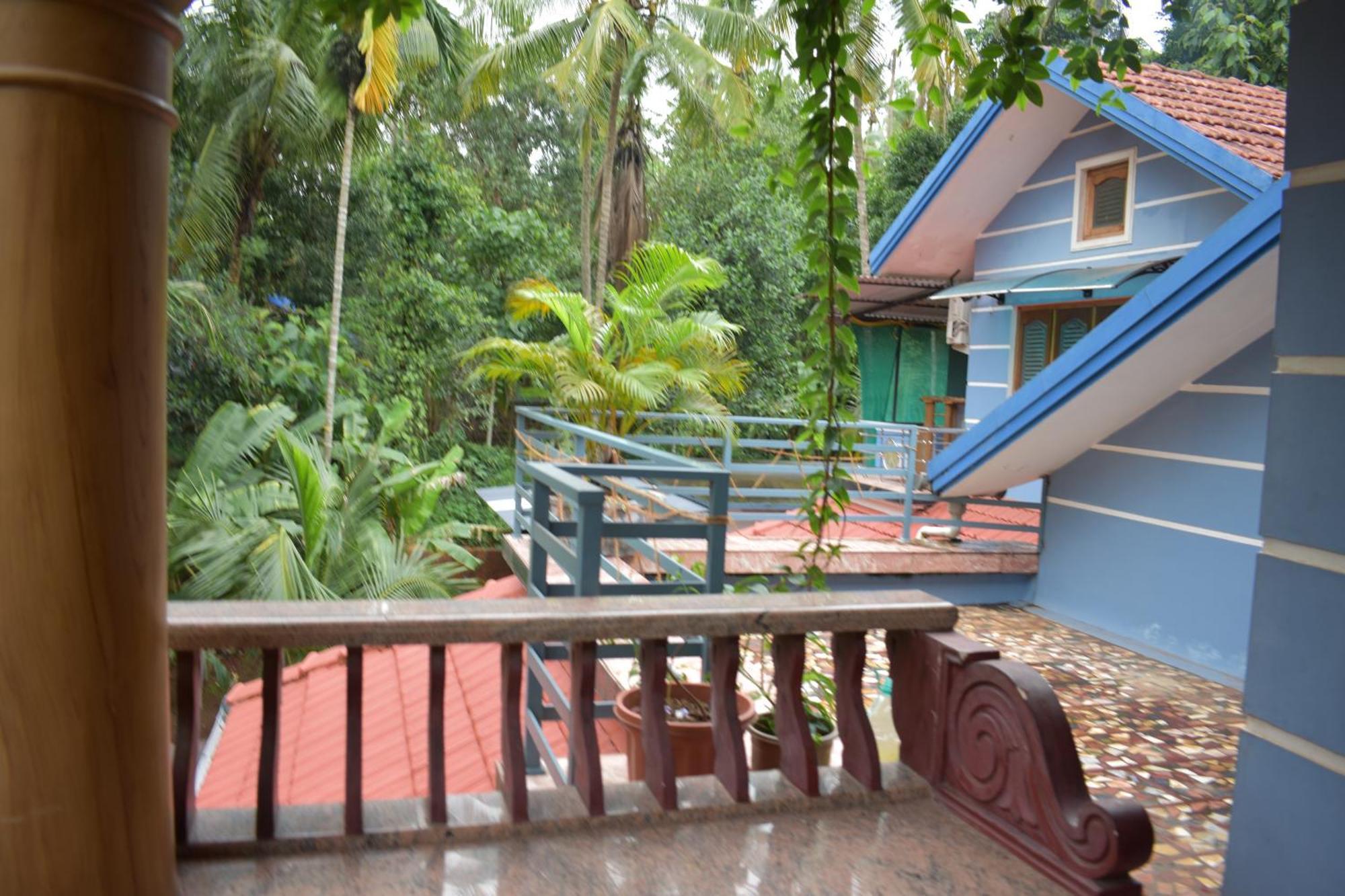 Ben's Villa Kannur ! Exteriör bild