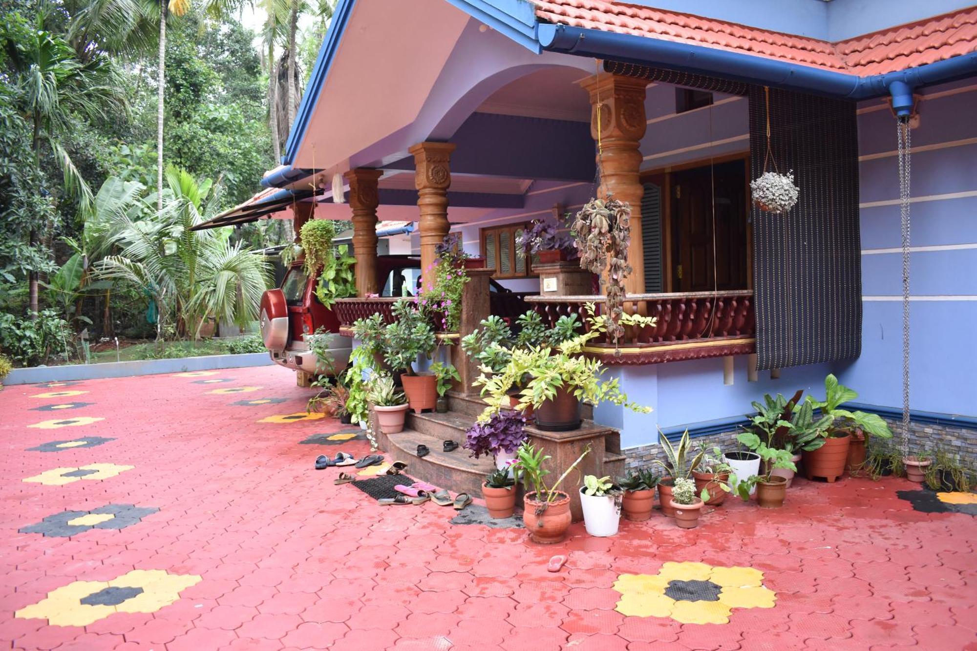 Ben's Villa Kannur ! Exteriör bild